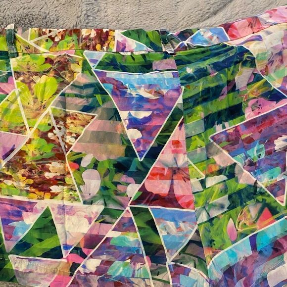 Amanda Uprichard 100% silk shorts, L - Picture 5 of 7